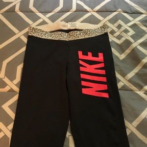 Nike Pro Capris